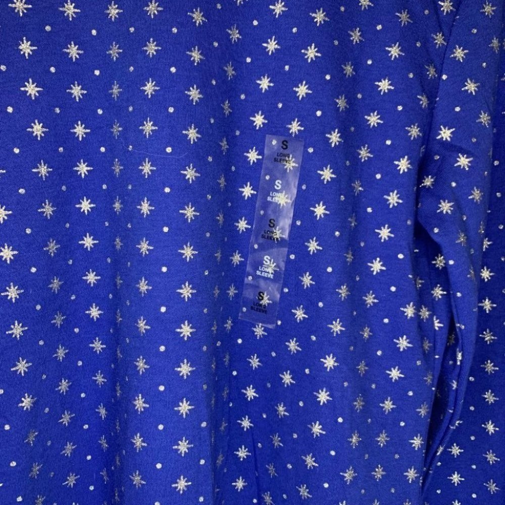 NWT Women’s Karen Scott Snowflake Turtle Neck Blouse - Picture 6 of 7